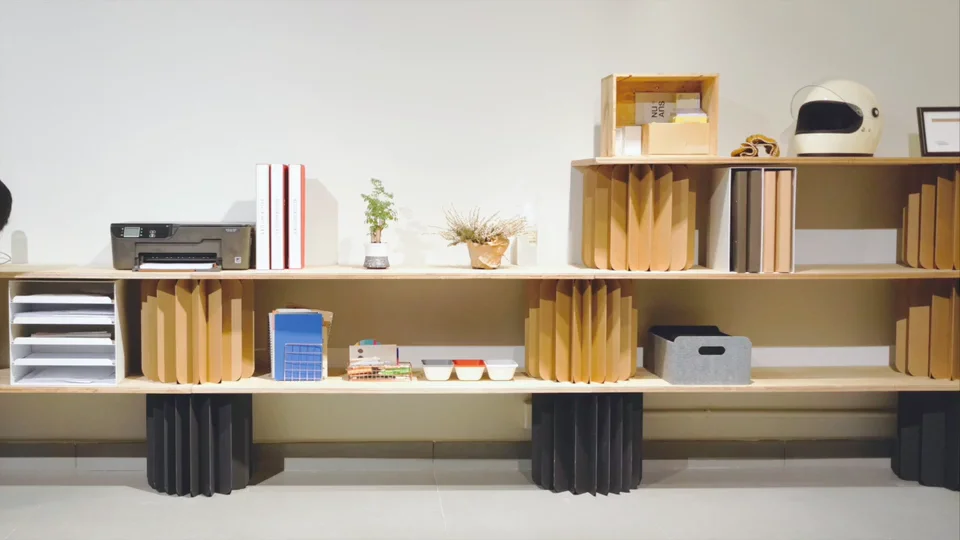 BOOKNITURE（ブックニチュア） - 日本総代理店アークトレーディング