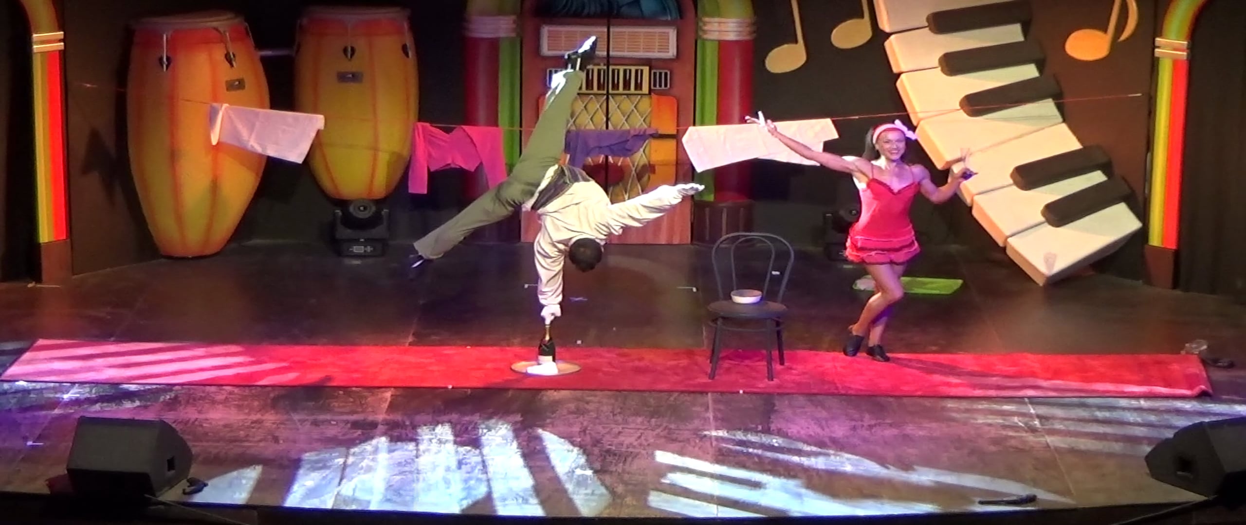 Duo Balkanica - Comic Acrobatic Act! on Vimeo