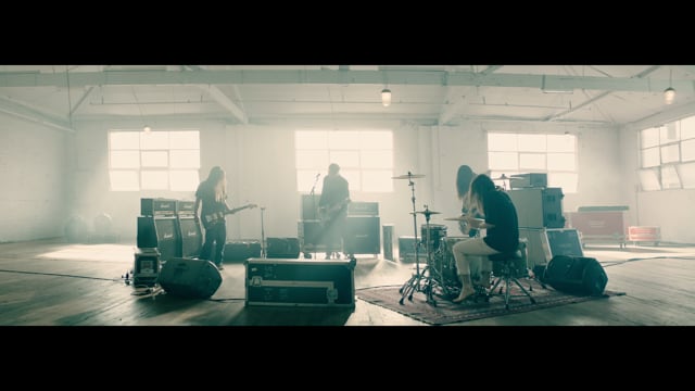 VIOLENT SOHO - "BLANKET" MUSIC VIDEO
