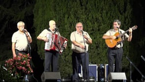 El grup Berganti anima la cantada d'havaneres del Camp dels Pilans