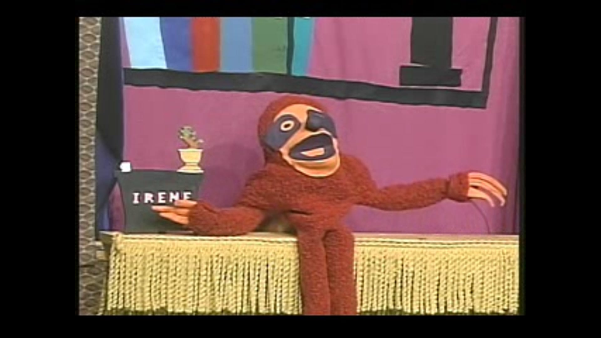 Promotional video thumbnail 1 for LilySilly Puppets