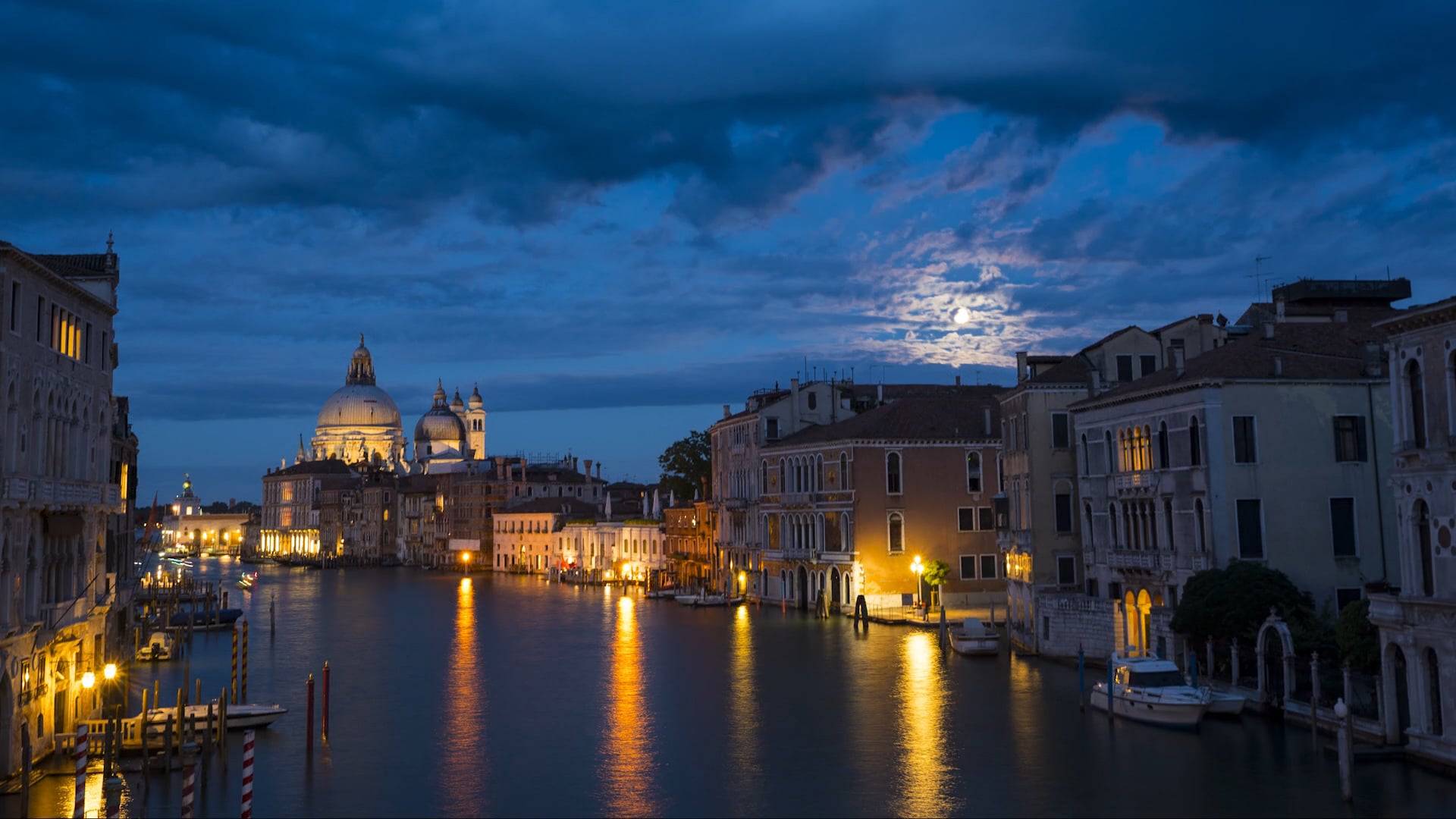 Venice in Two Minutes