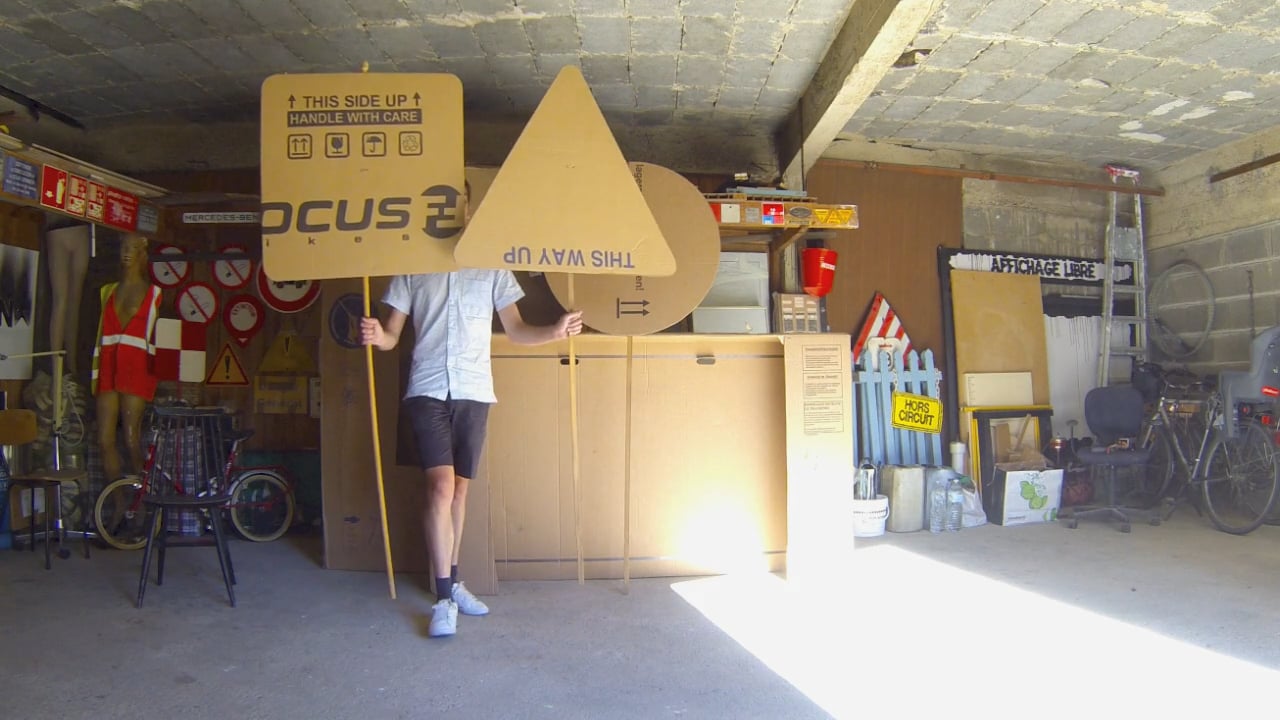 PANNEAUX DE MANIFESTATION - DEMONSTRATION'S PLACARDS - TUTORIAL on Vimeo
