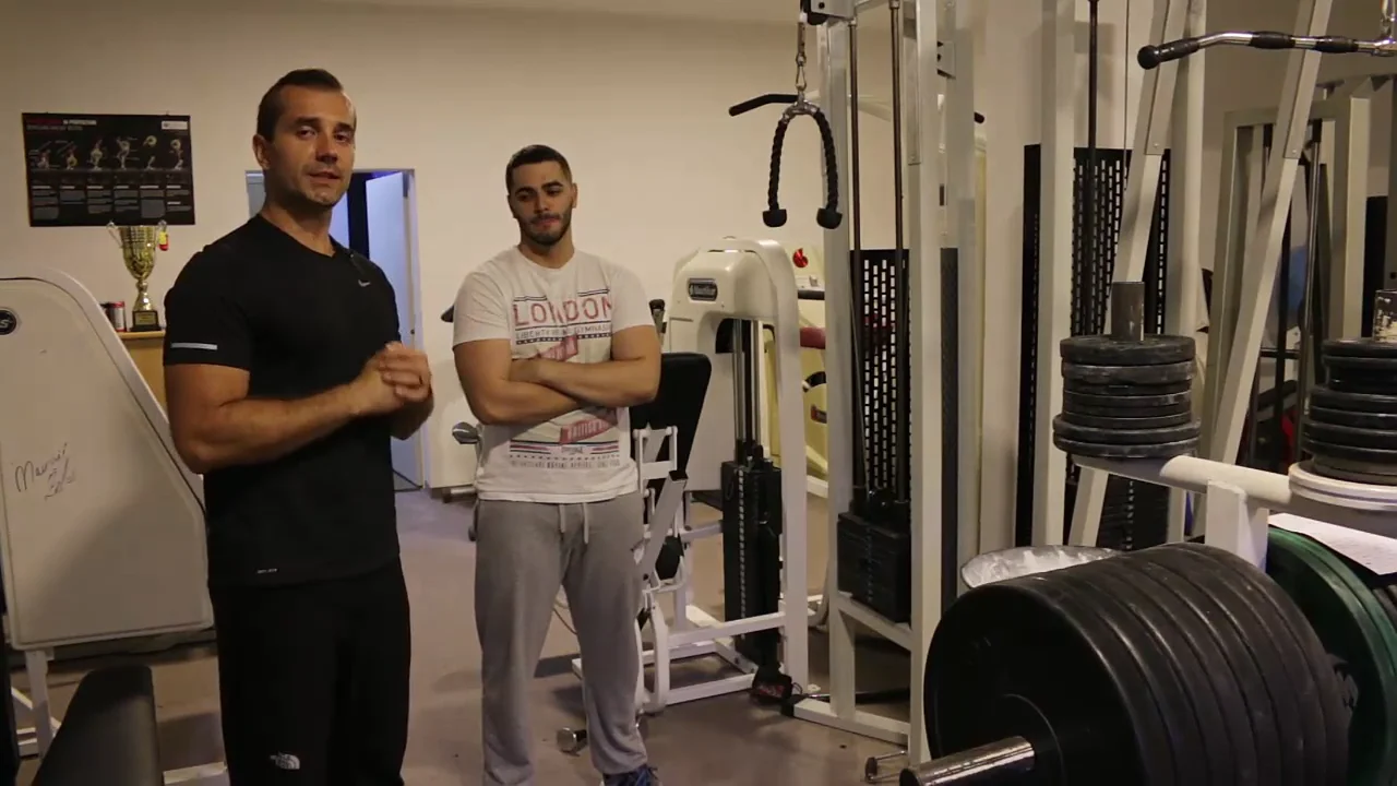 Tricep Kickdown Exercise on Vimeo