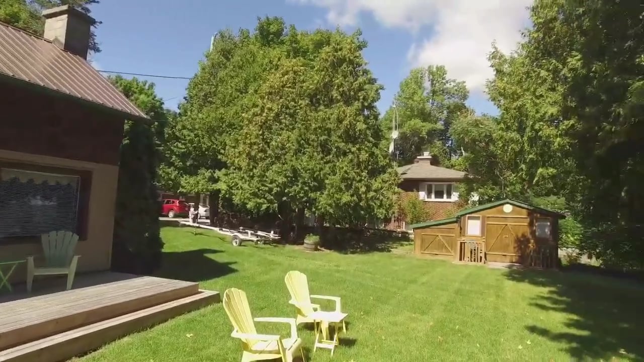 Cottage Life at Rideau Ferry on Vimeo