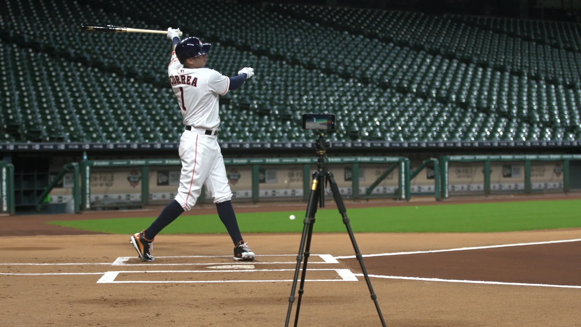 CARLOS CORREA: BLAST MOTION