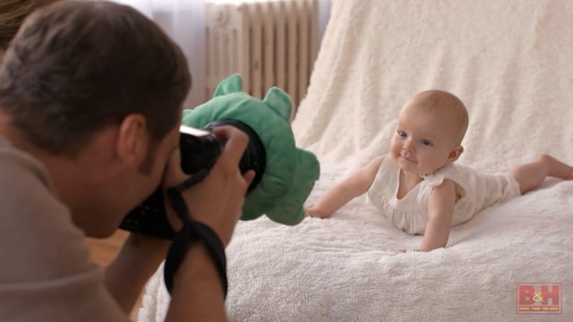 How to Take Baby Pictures - Tech