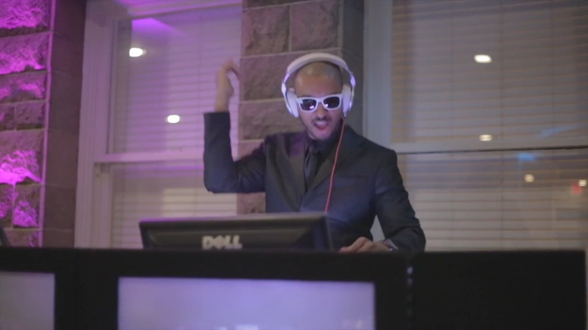 Promotional video thumbnail 2 for Disc Jockey Boston