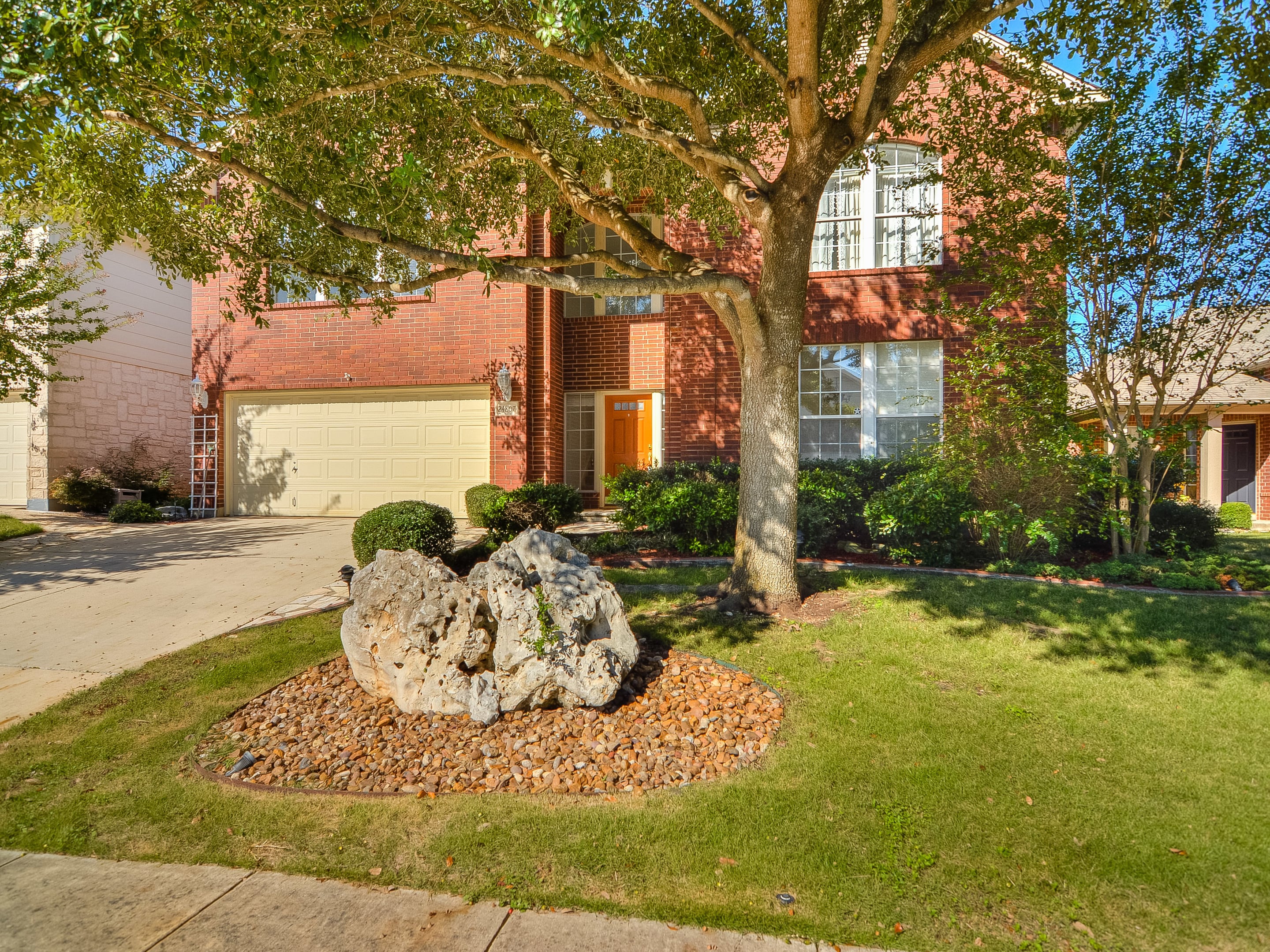 24807 Crescent Run on Vimeo