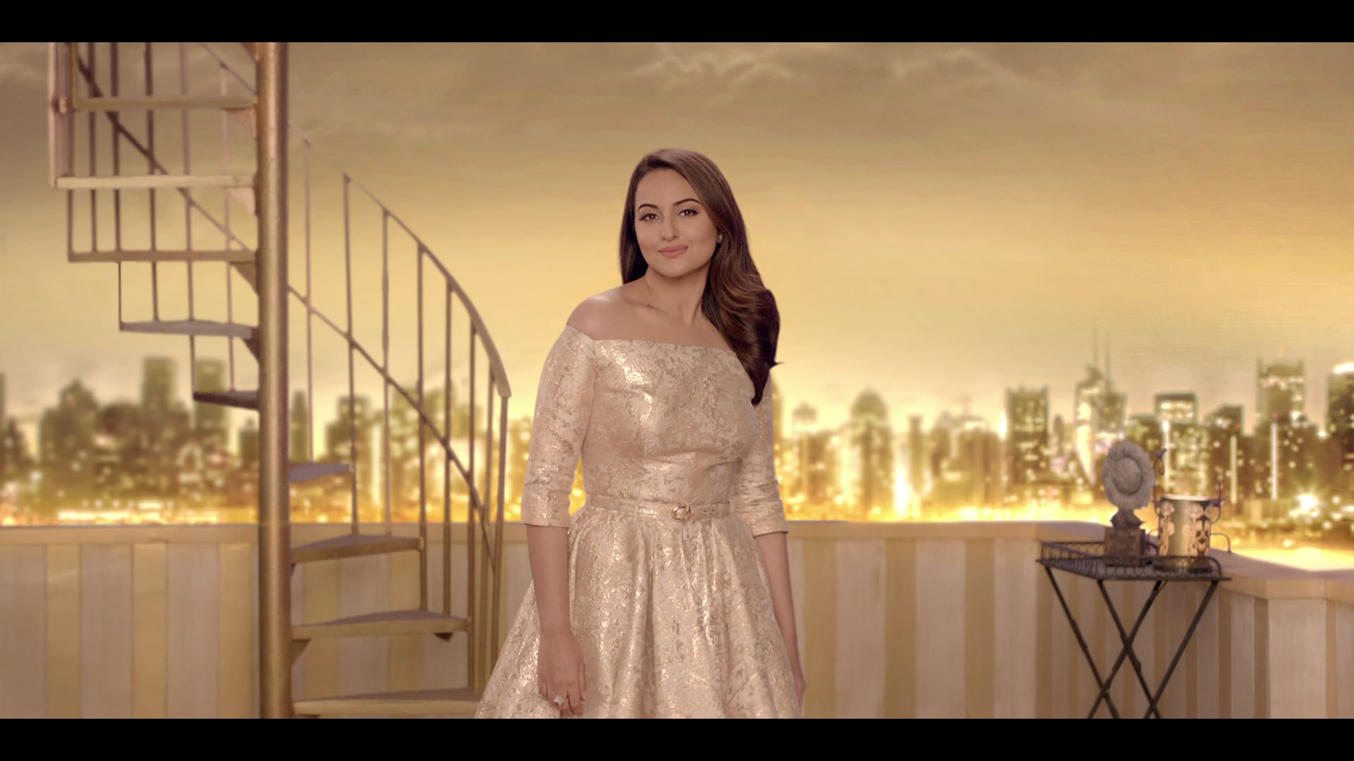 FEM | ULTRA GOLD MOON