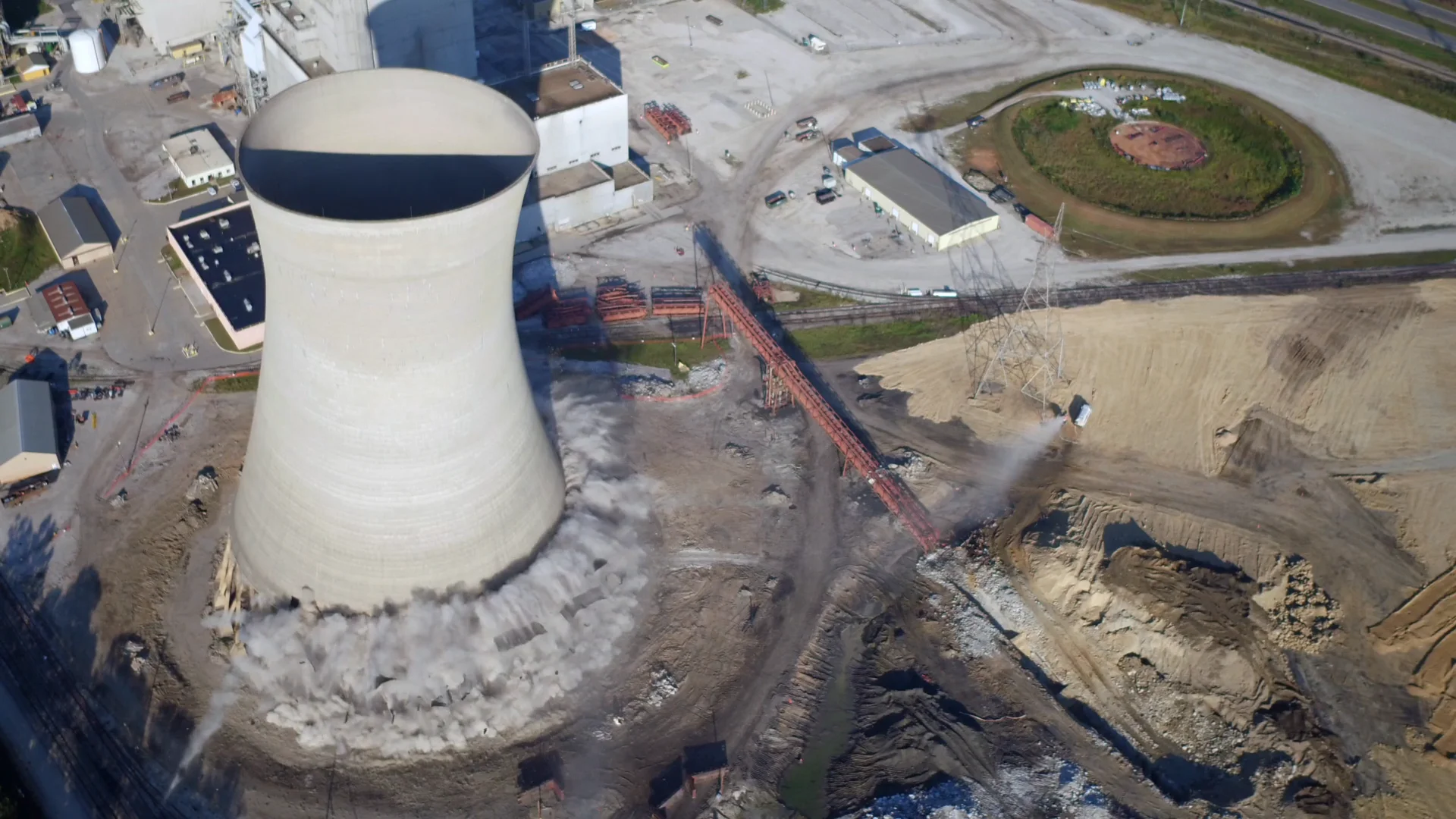 Kentucky Power implodes Big Sandy Unit 2 cooling tower, Local News