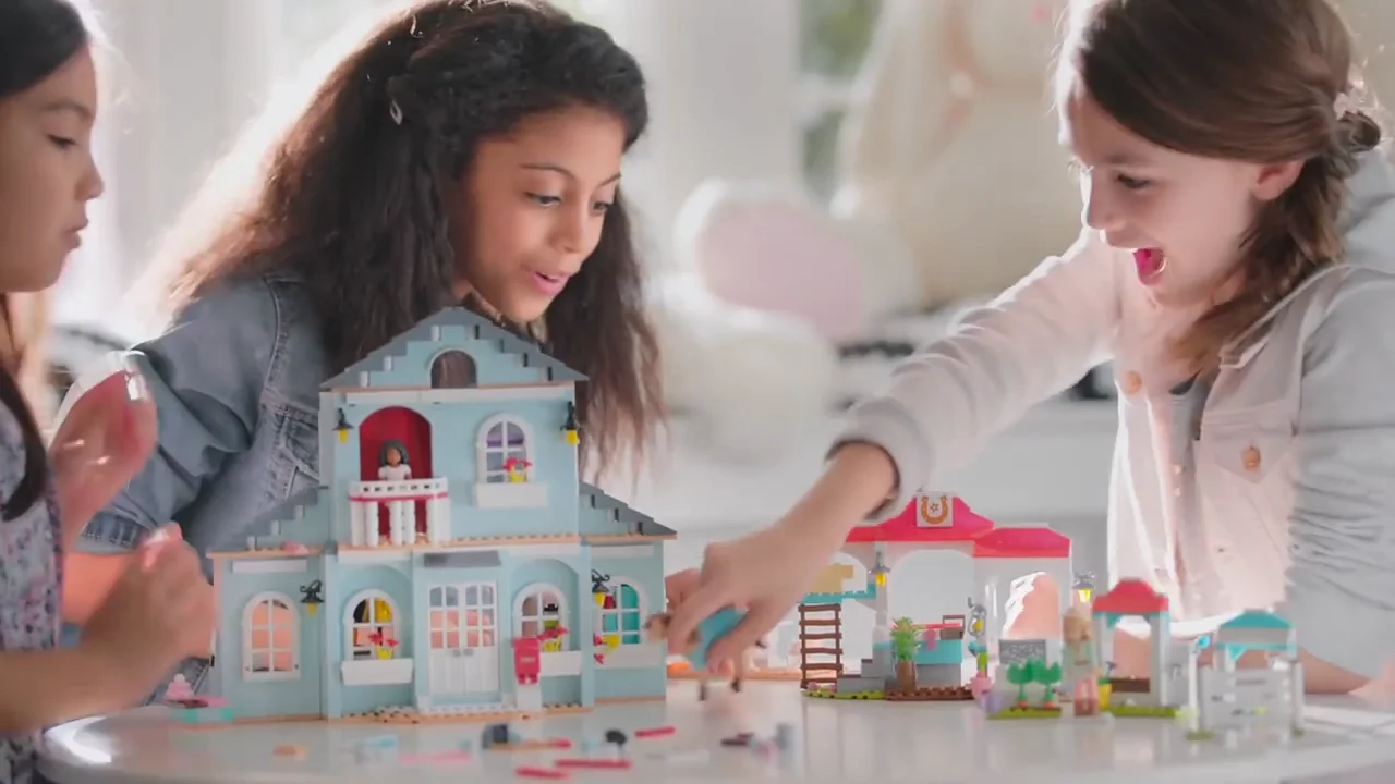 American girl grace's 2 in 1 hot sale buildable home