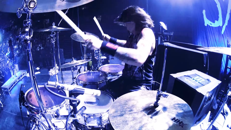 Sixx:A.M. - We Will Not Go Quietly (Official Video)