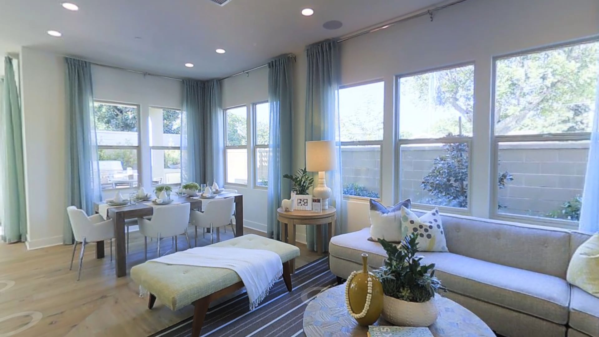 Matterport 3D Showcase: Inside View