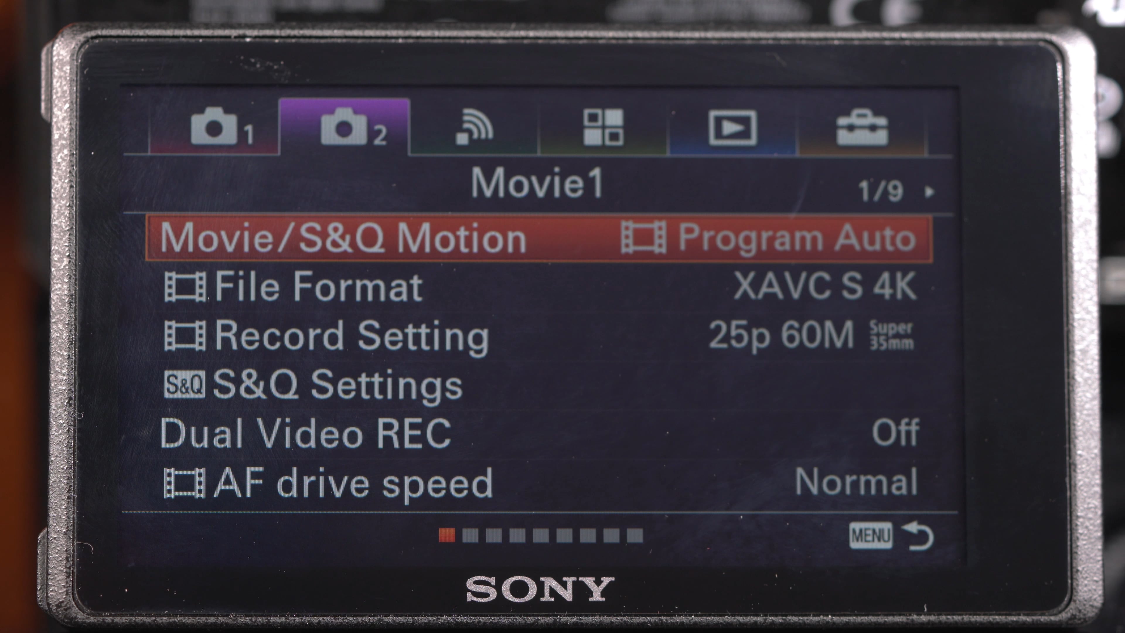 A quick look at the new menu system on the Sony a6500