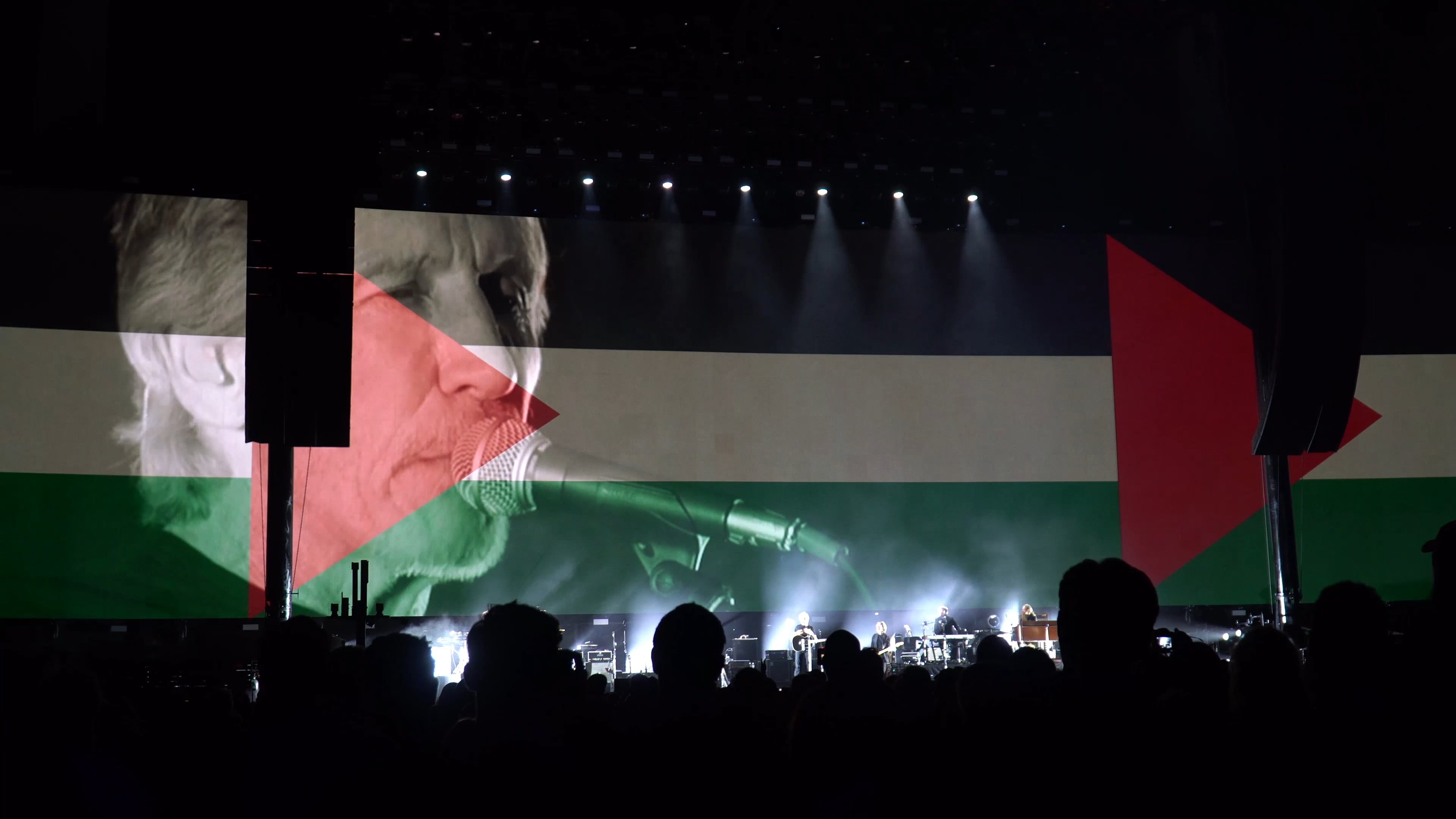 Desert Trip - Roger Waters - Palestine on Vimeo