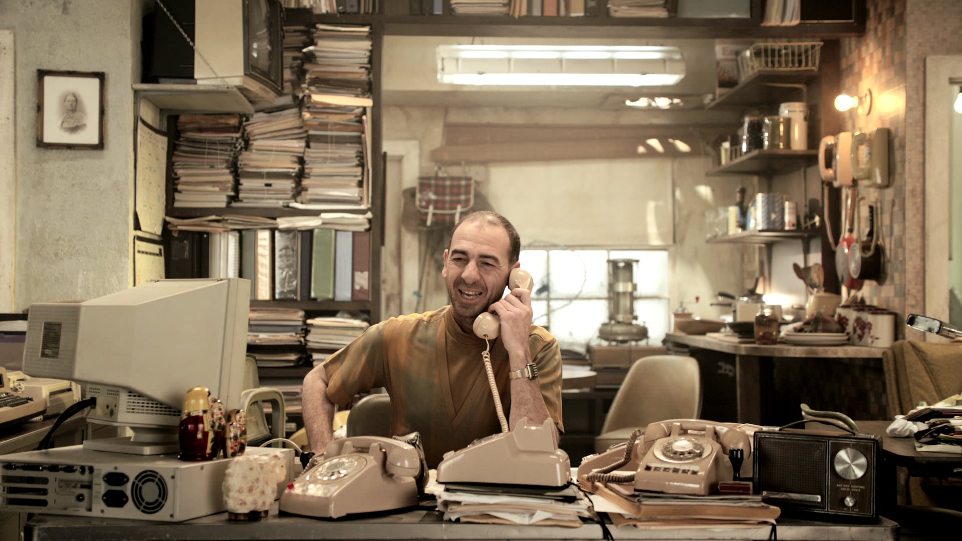 Discover, "Interloper"