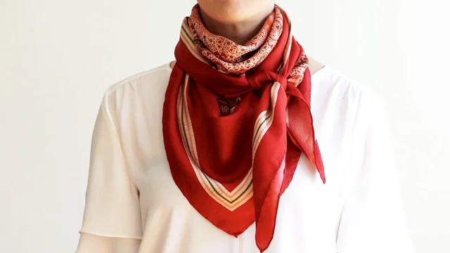 Ways to wear a square silk scarf  Square scarf outfit, Ways to wear a scarf,  Square scarf how to wear a
