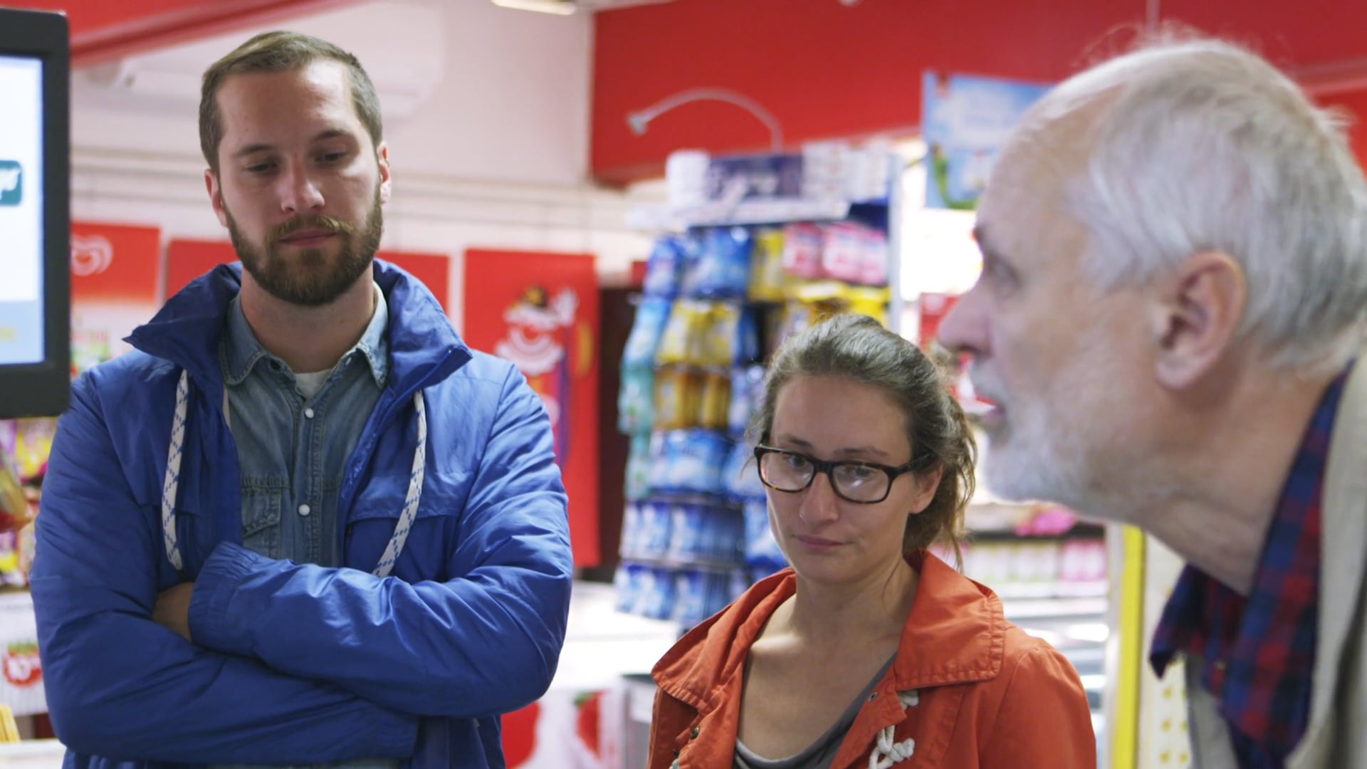 Spelar irriterad matbutikskund i Odel Films reklam för ABAX.