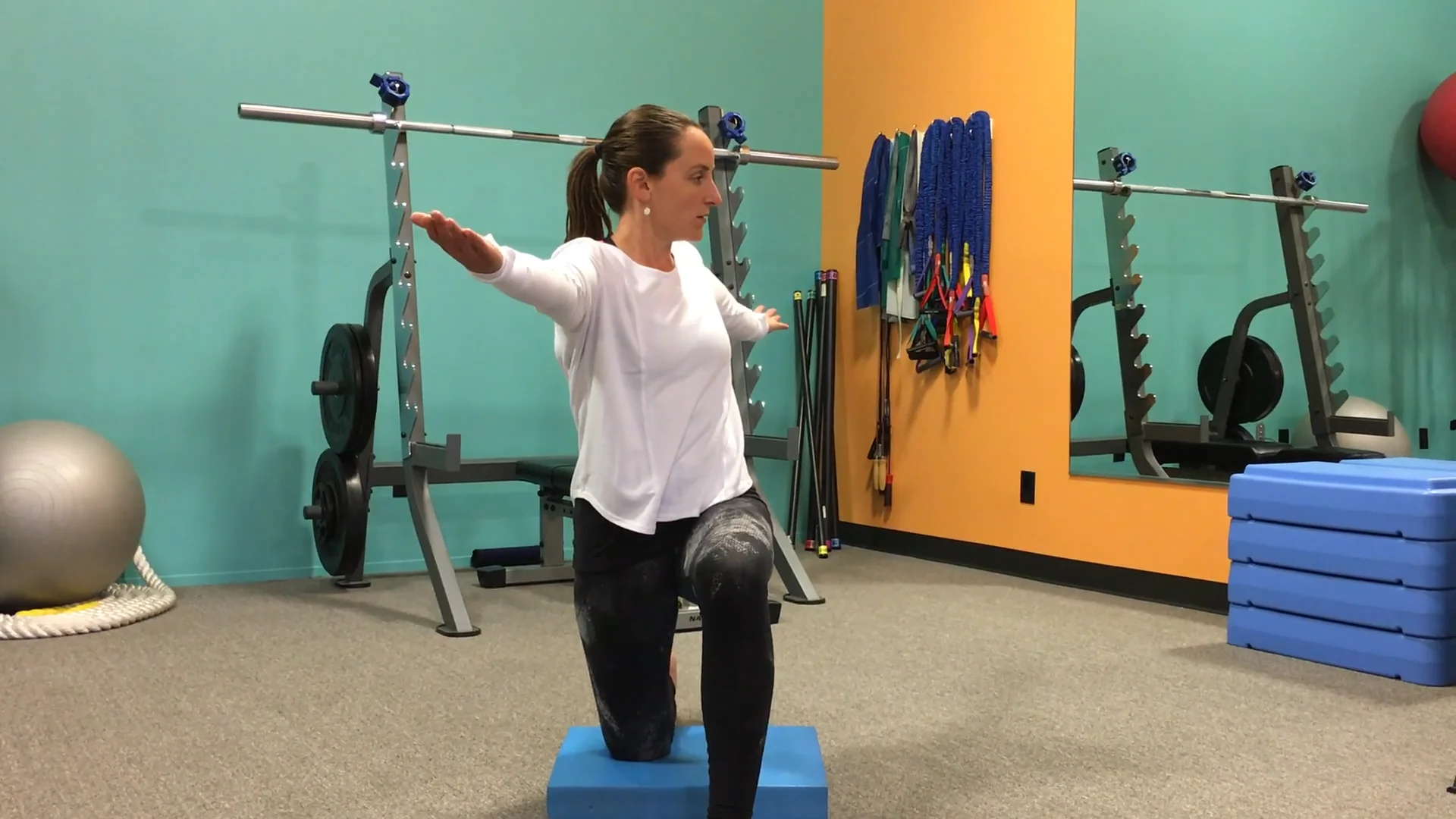 Split Lunge Rotation on Vimeo