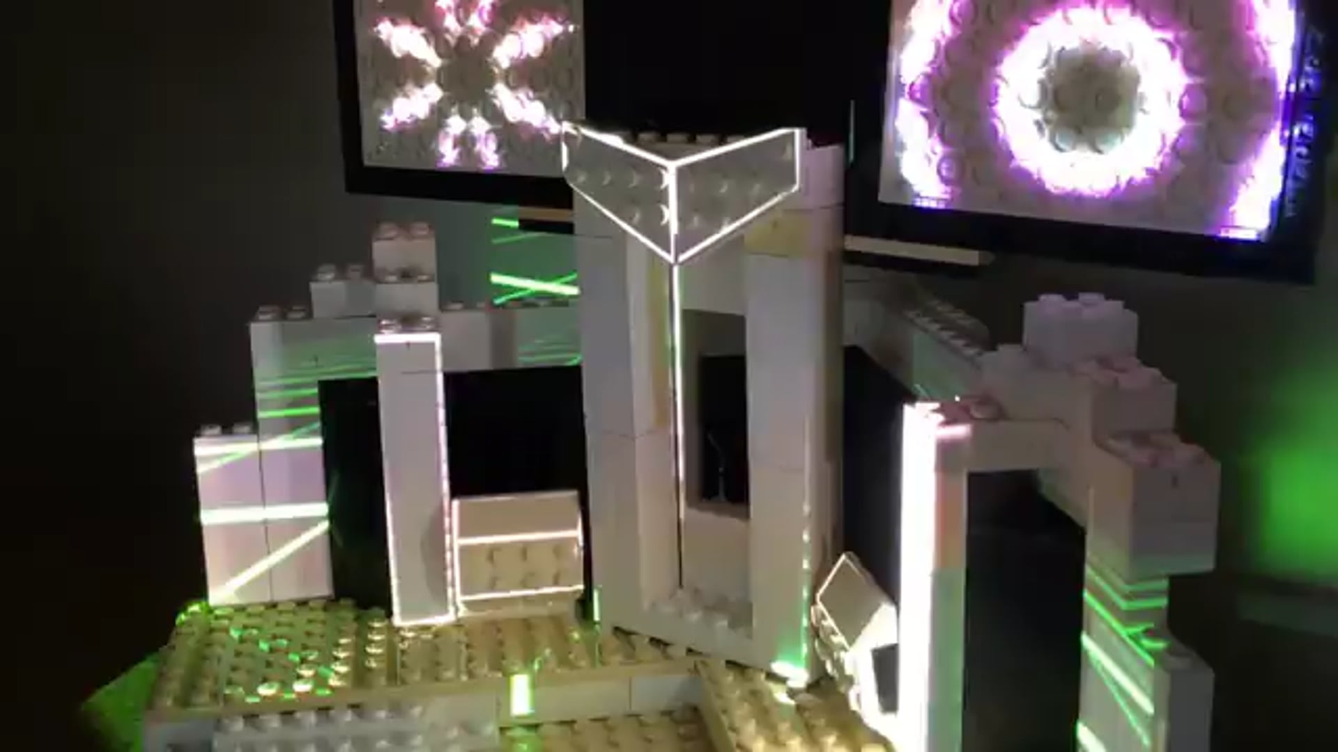 Lego DJ set - VJing with Optoma Projection Mapper