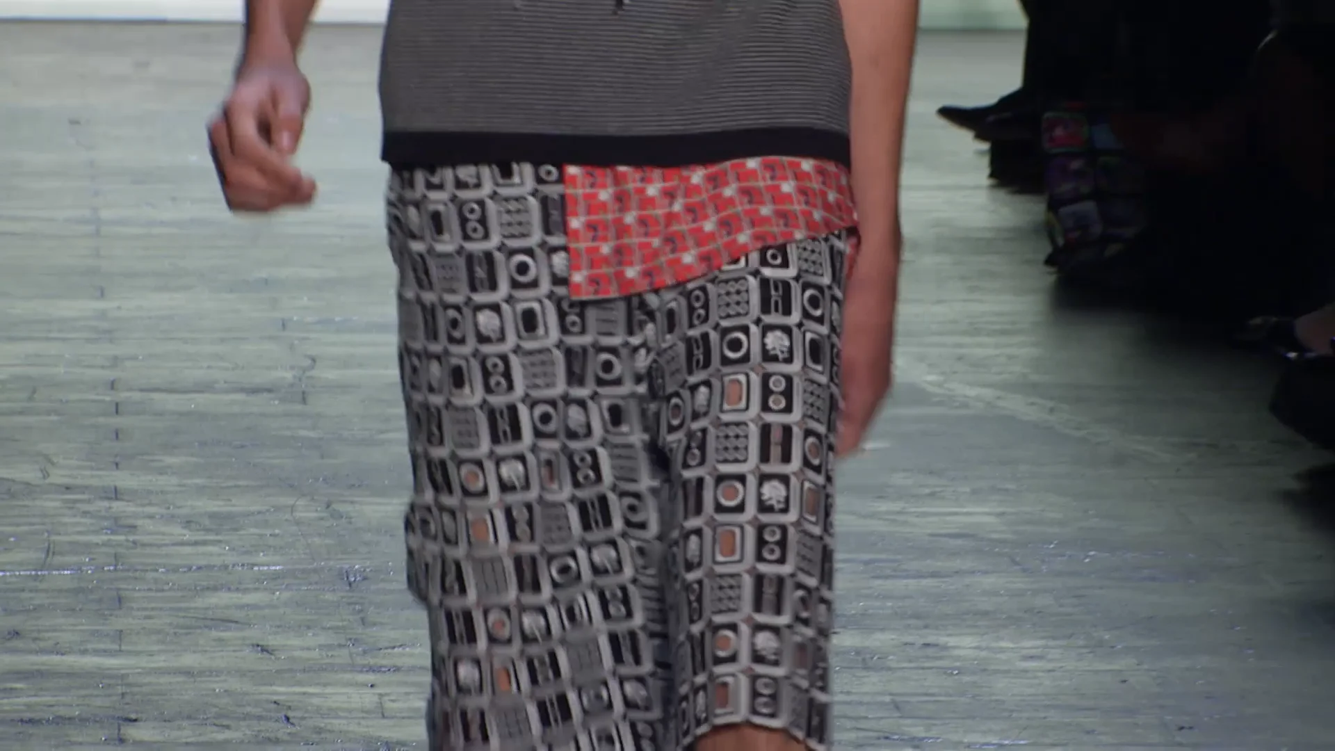 SS2016 – Vivienne Tam Store