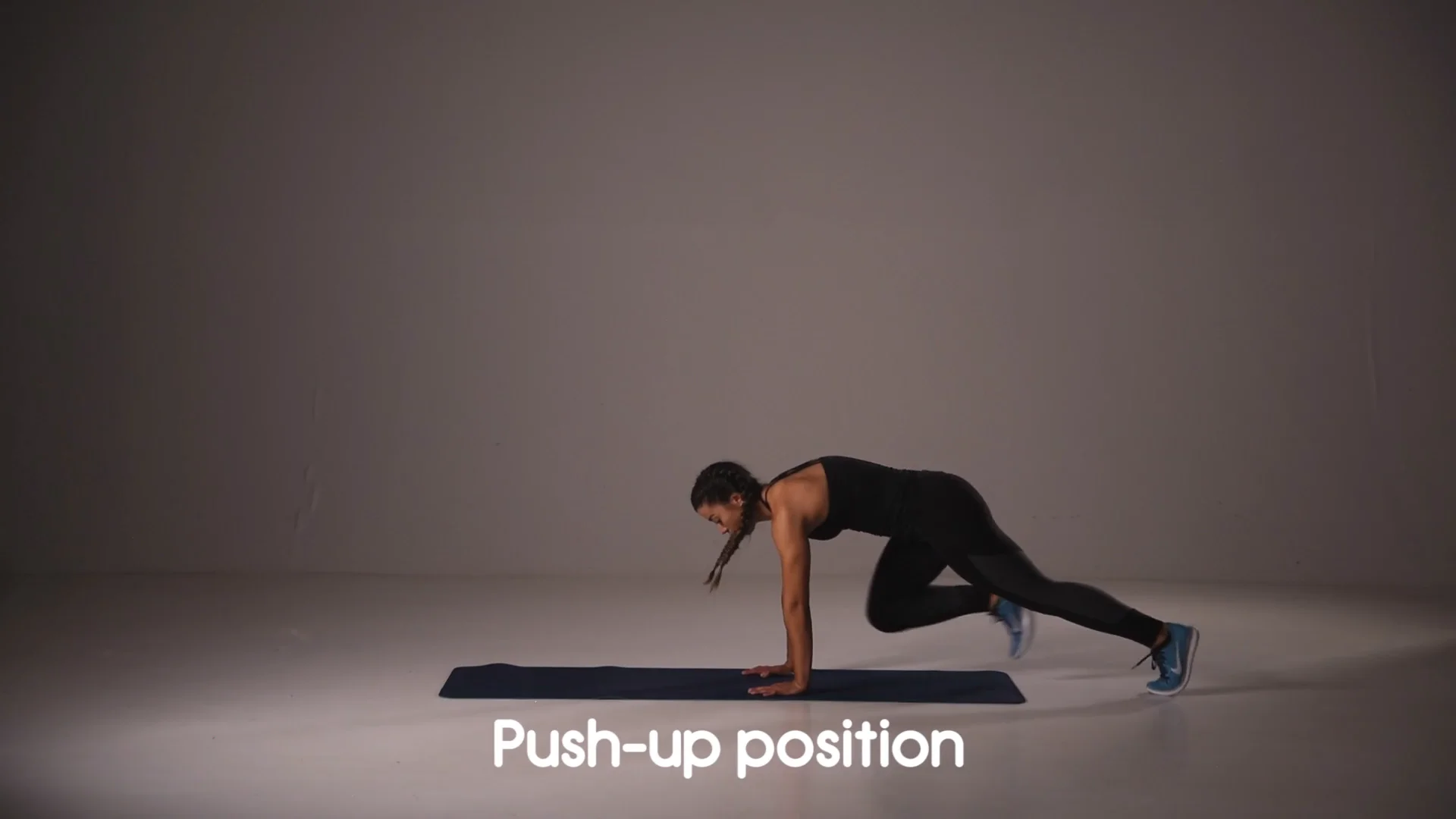 How to do a Mountain Climber HIIT Exercise – Group HIIT