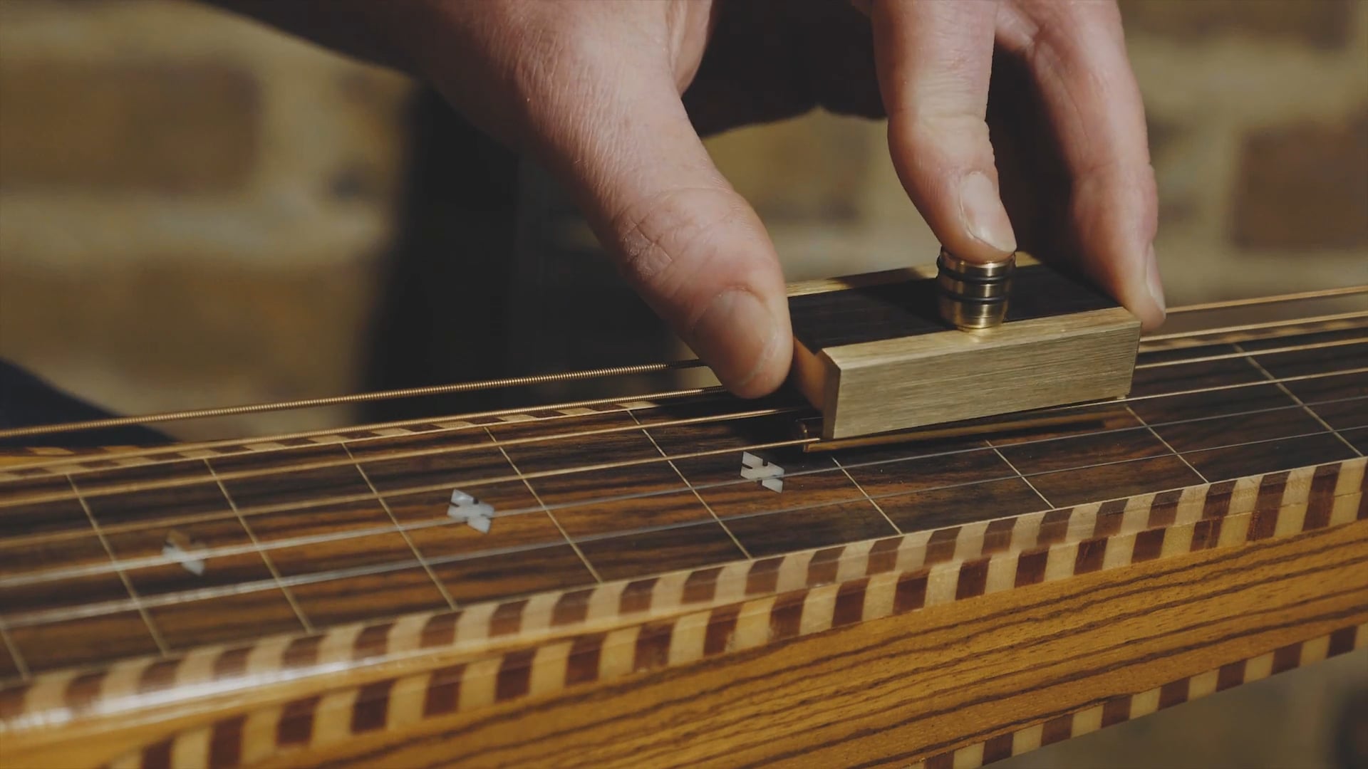 Woodshed Capo Pacchetto CONCERTO Per Dobro, Weissenborn, Lap Steel | Capo In Ottone - Foto 2
