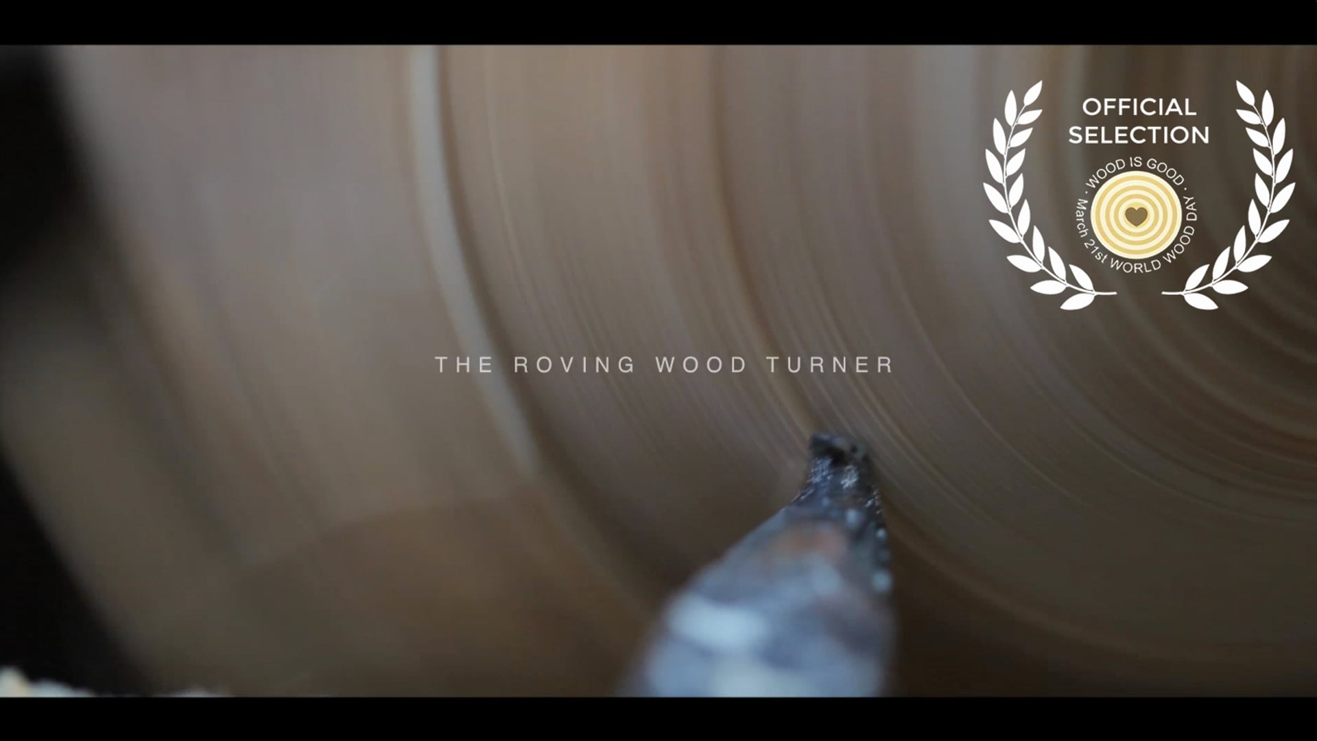 THE ROVING WOOD TURNER