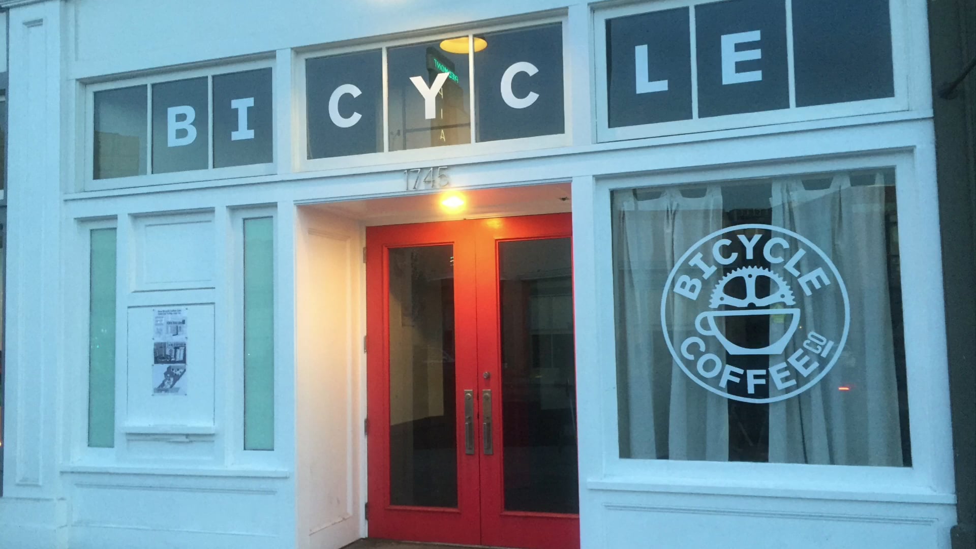 Bicycle Coffee Uptown Cafe on Vimeo