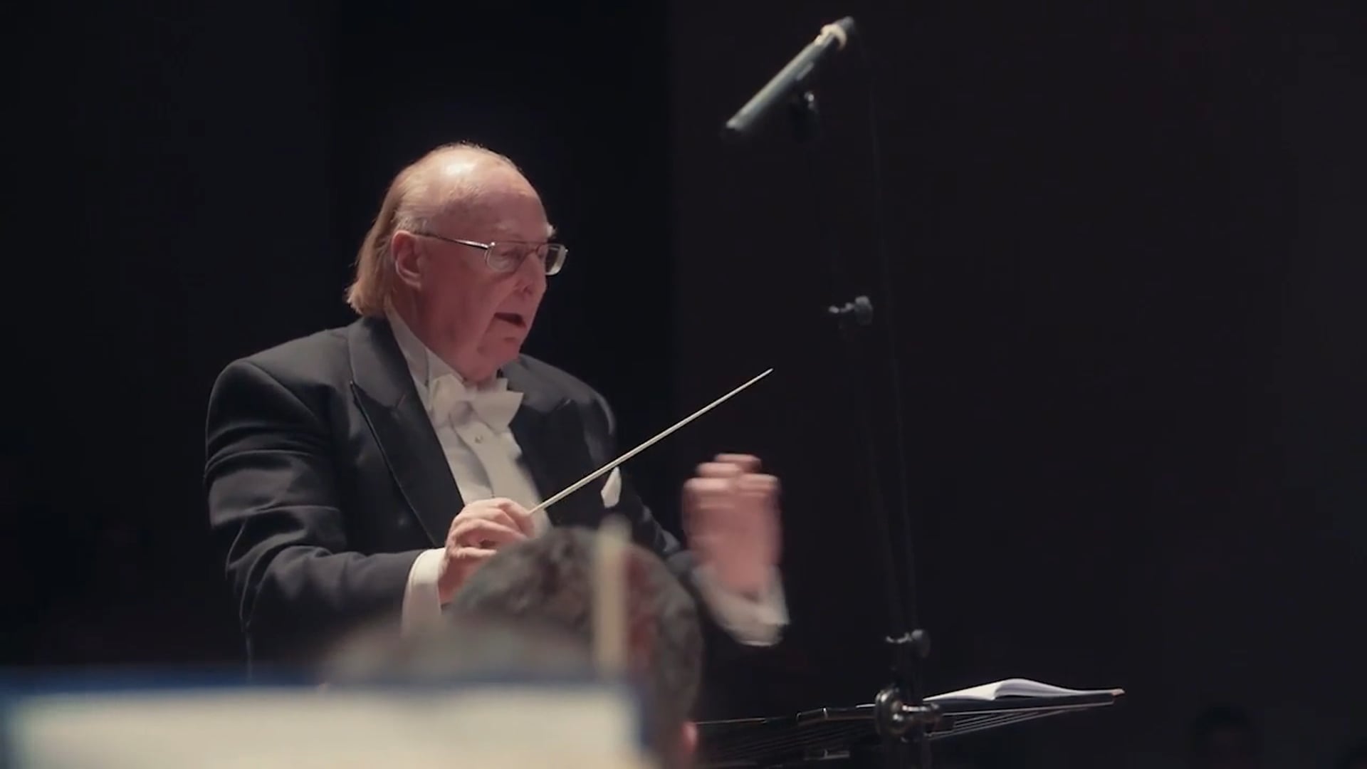 Allegro con Bria - Dok