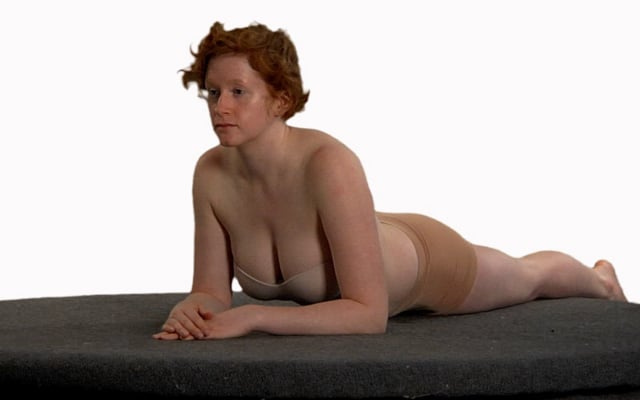 02 MARIELE laying prone 800x500w