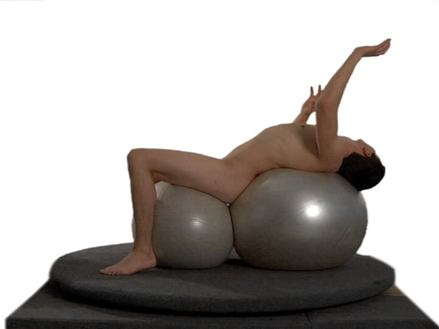 08 MIKE CrazyBalls2 960x720w