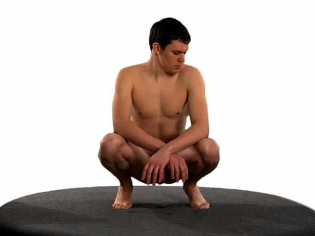 05 MIKE Squat2 800x600w