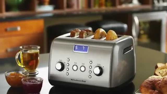 KitchenAid 2-4 Slice Toaster Video