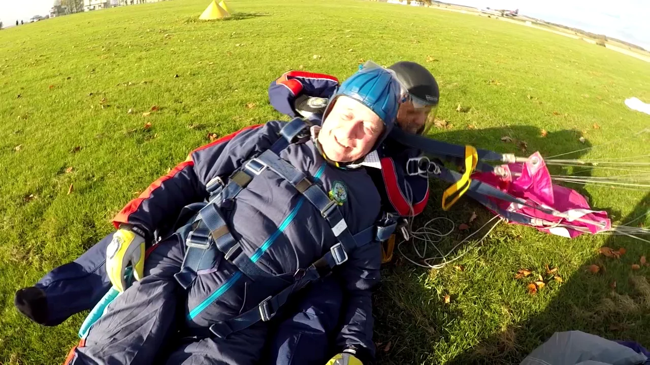 Ian Nason Parachute Jump 11 11 2016 on Vimeo