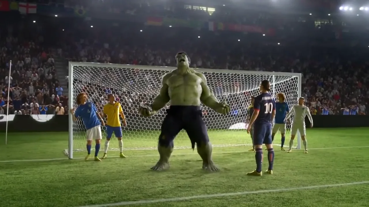 Hulk discount stream football