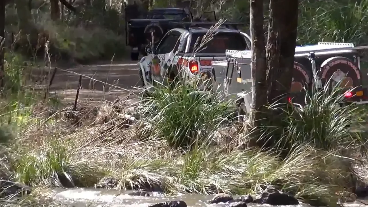 Voyager 2 DELUXE Hard Floor Camper Trailer Swag Camper Trailers on Vimeo