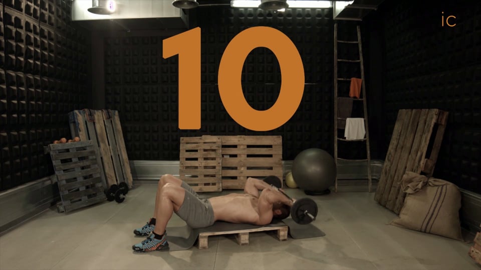 Fondos Tríceps Sobre Banco