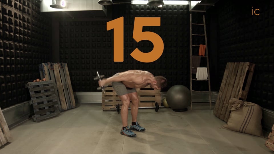 Patada Tríceps Con Mancuerna