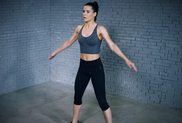 Tutorial: how to perform the classic jumping jacks