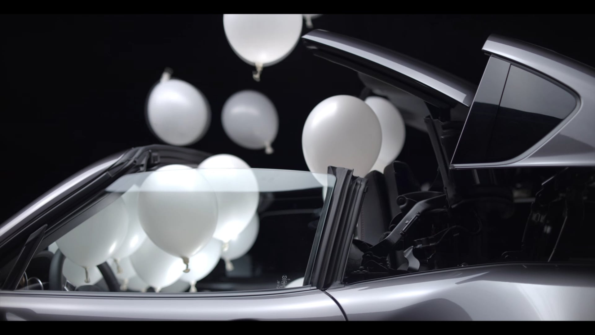 Mazda MX5 RF Balloons