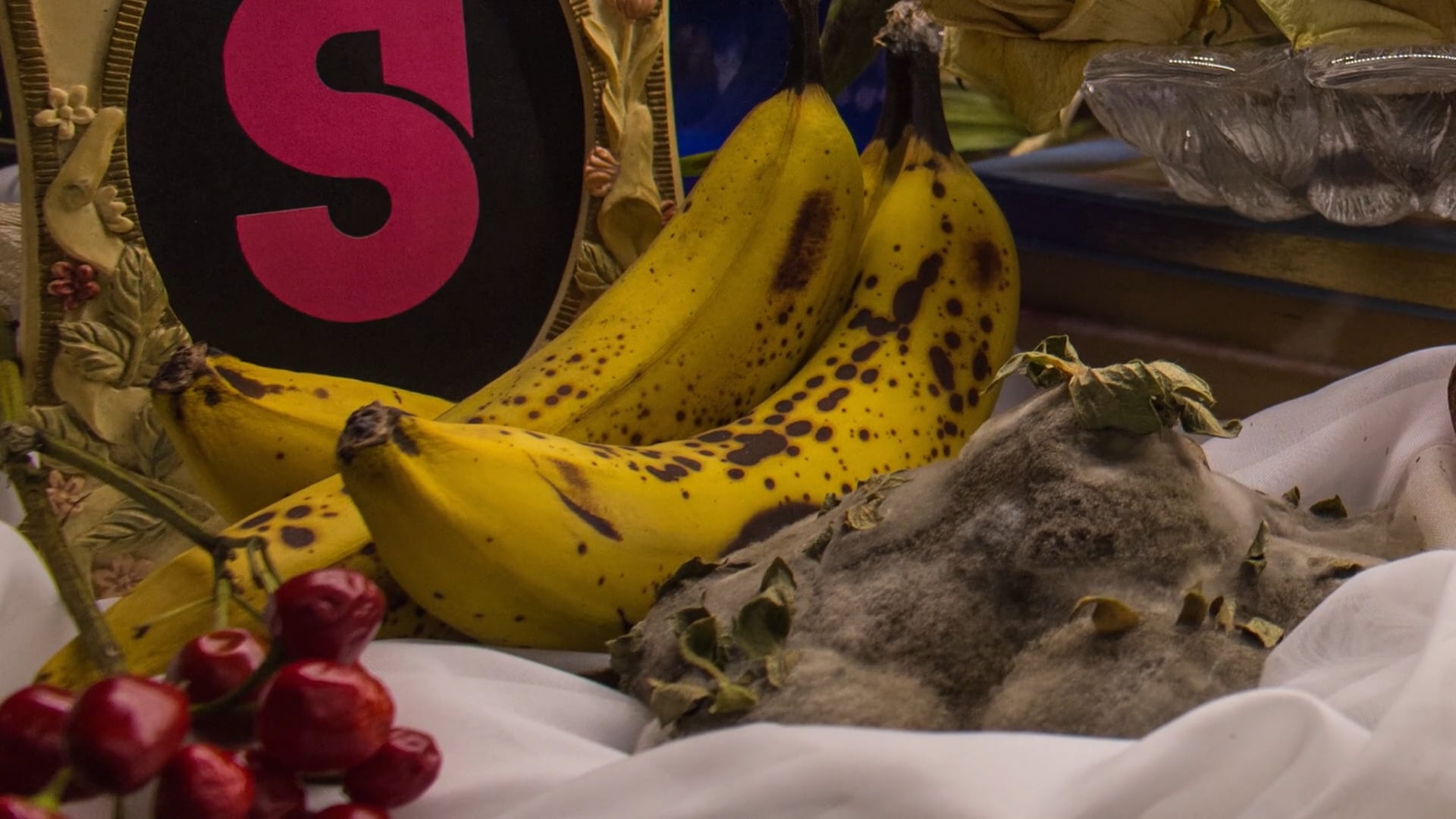 Decay in a Box: a closer look