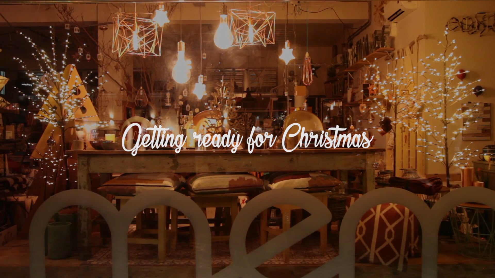 MEMENTO *Getting ready for Christmas*