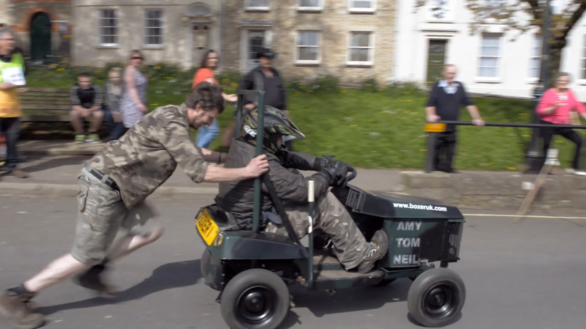 Made in The Cotswolds: Tetbury Wacky Races