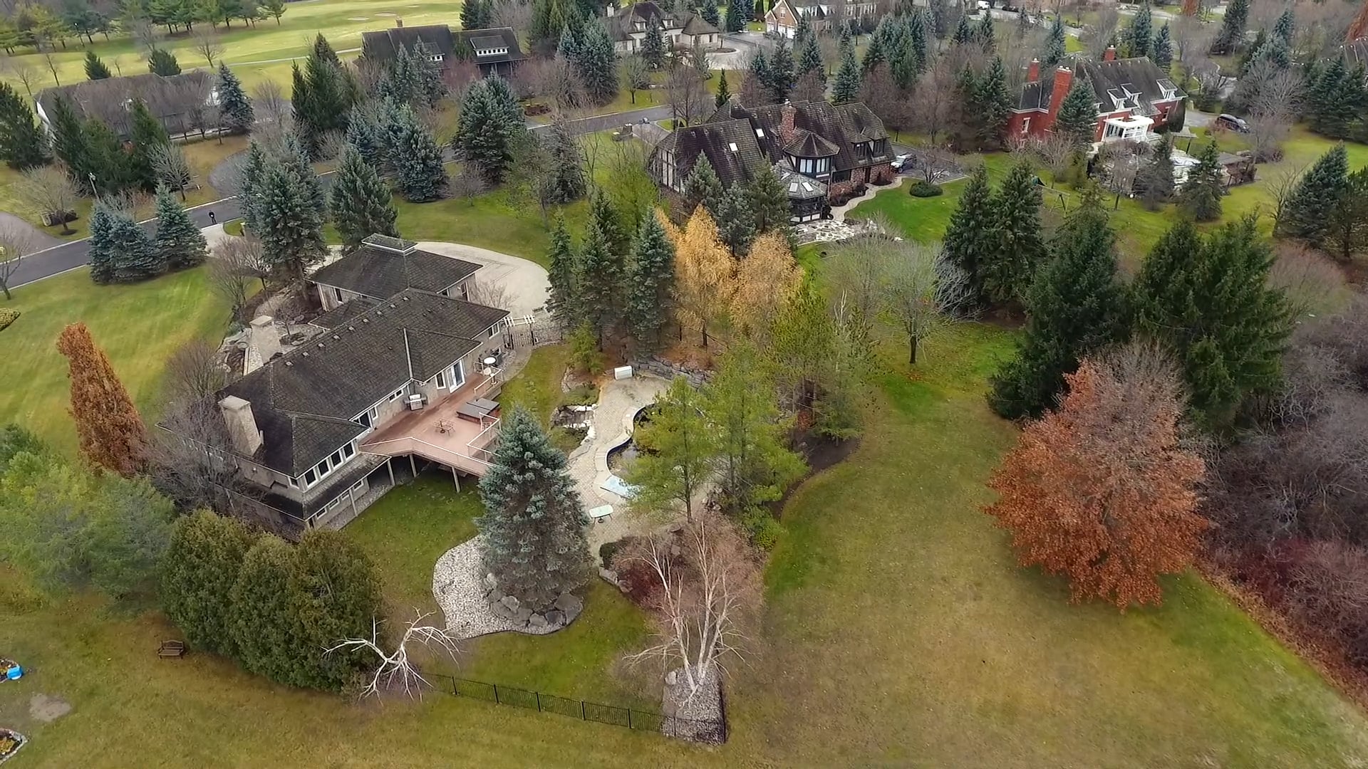 16 Buggey Lane, Ajax on Vimeo