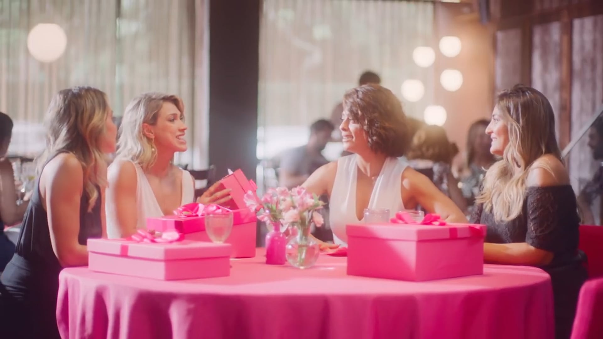 Marisa Partiu Amigas com Juliana Paes