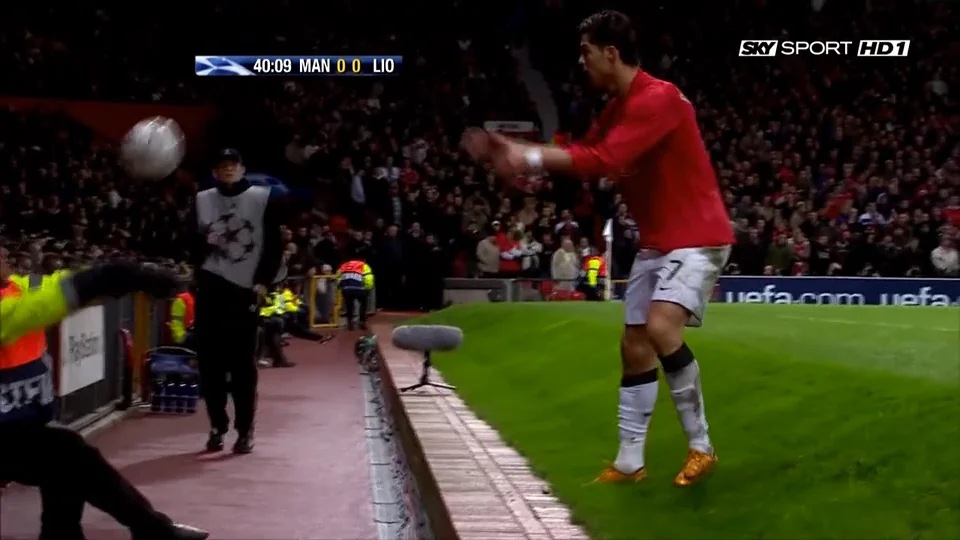 Cristiano Ronaldo Vs Aston Villa Away (22/11/2008) on Vimeo