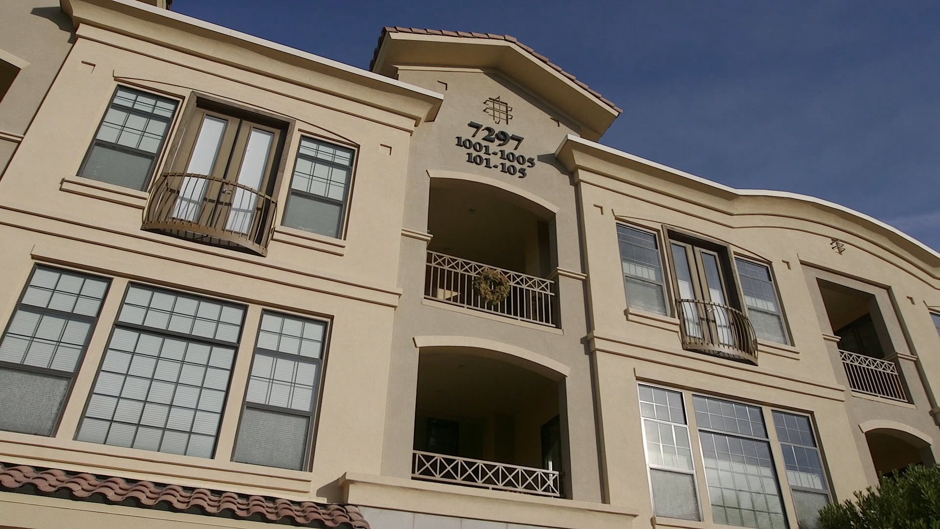 7297 N Scottsdale Rd 1004 Paradise Valley AZ Artesia Condominiums