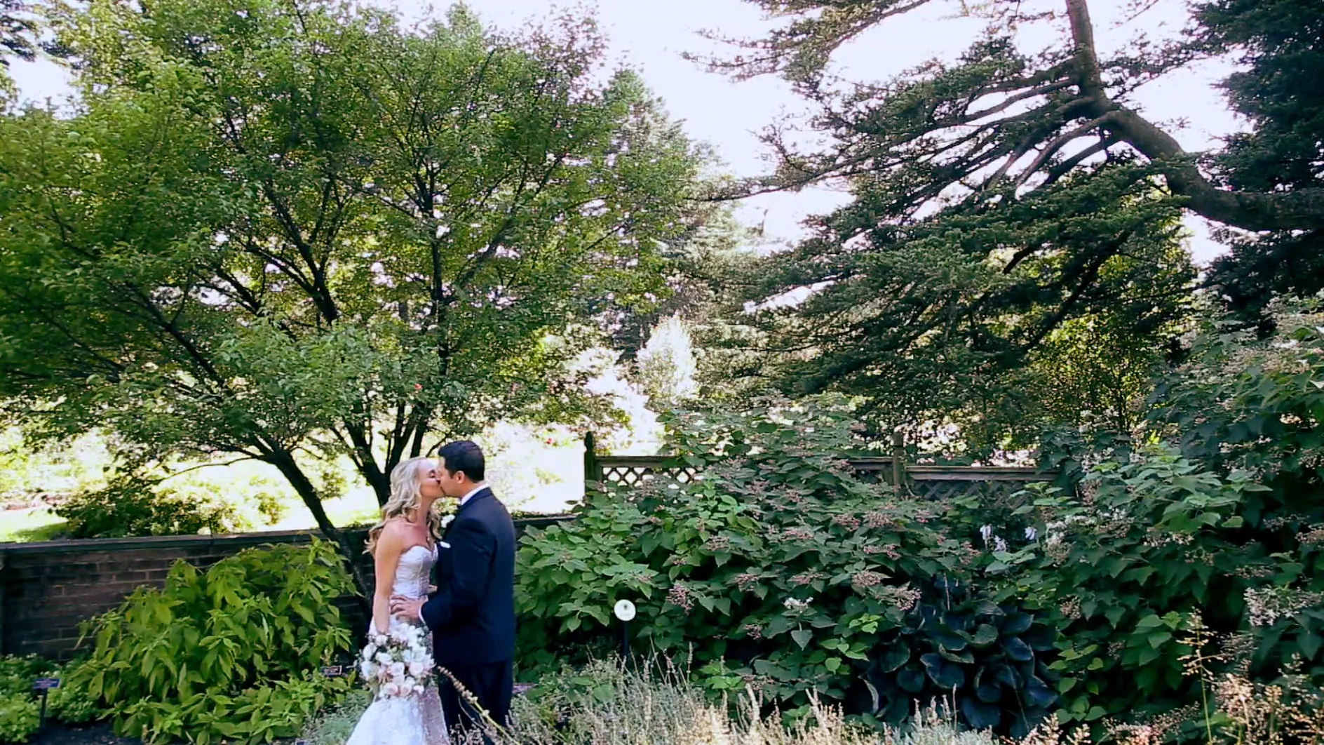 Julie and Ari - Julie + Ari on Vimeo